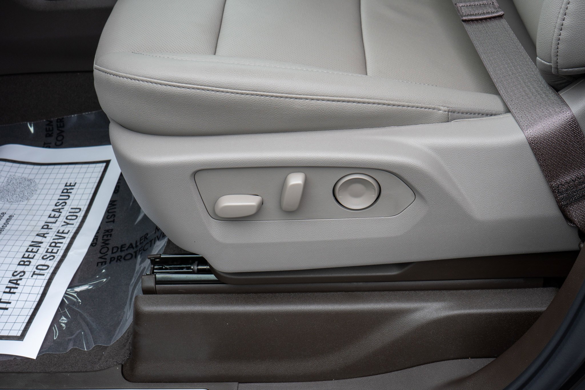 2026 GMC Sierra 1500 SLT - Photo 29