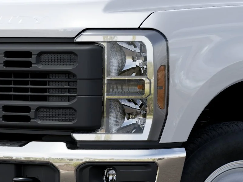 New 2027 Oxford White Ford XL image 18