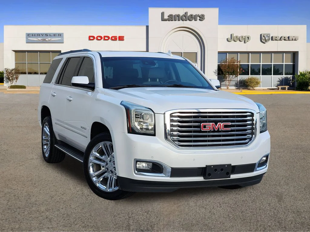 Used 2018 White Frost Tricoat GMC SLT image 1