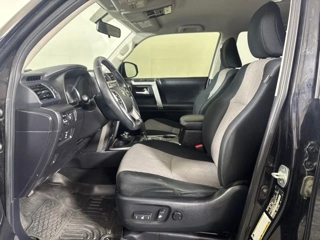 Used 2014 Black Toyota SR5 image 11