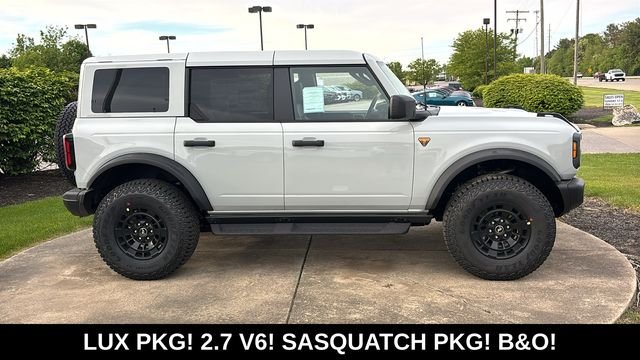 New 2026 Avalanche Gray Ford Badlands image 29
