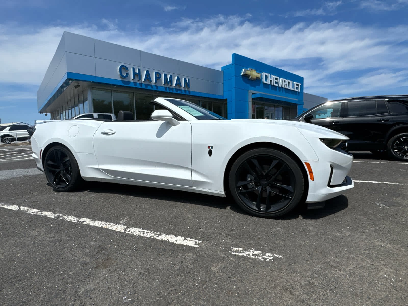 Used 2023 Summit White Chevrolet 2LT image 9