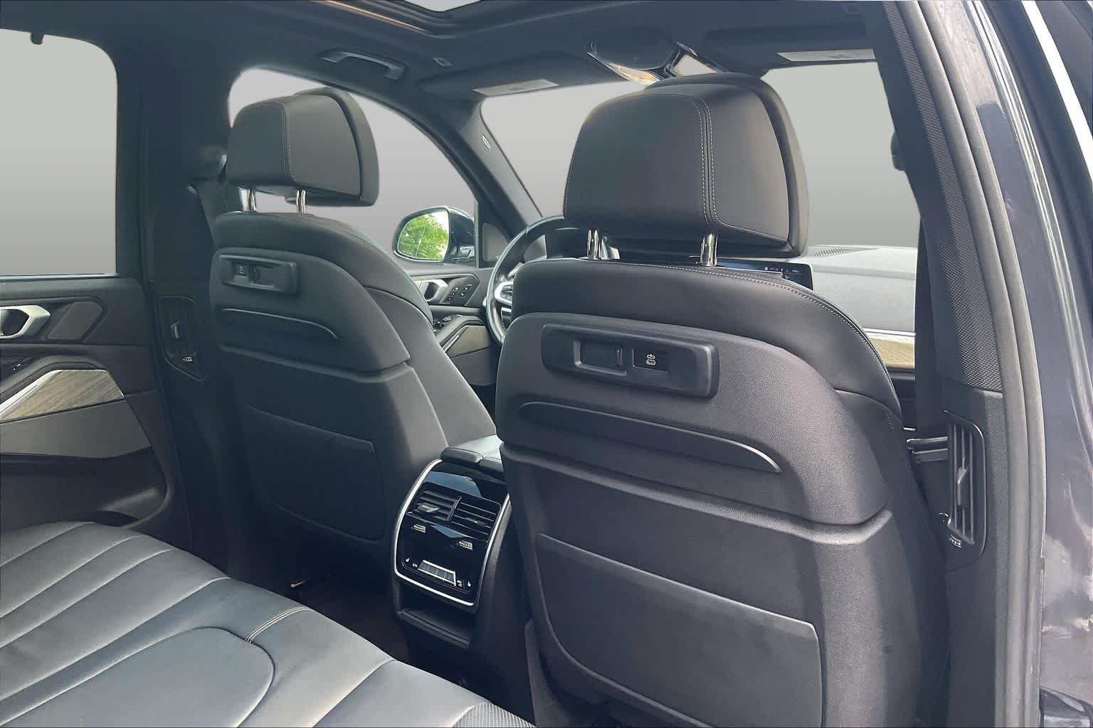 Used 2019 Arctic Gray Metallic BMW xDrive40i image 20