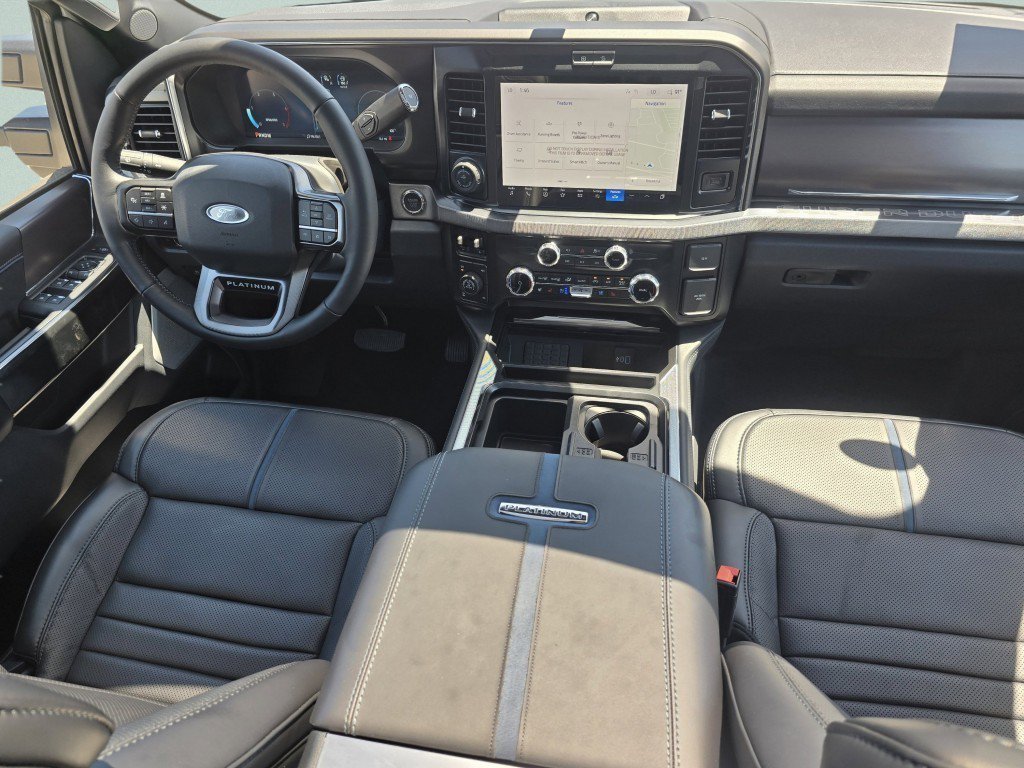 New 2026 Star White Metallic Tri-Coat Ford Platinum image 38