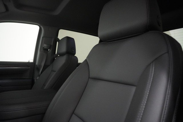 2026 GMC Sierra 1500 SLT - Photo 23
