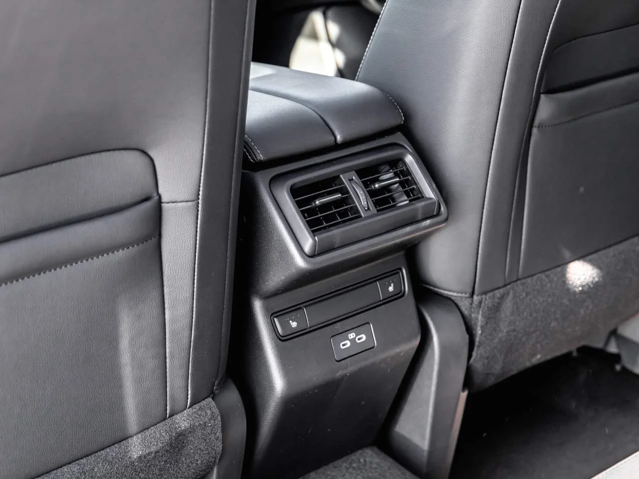 New 2026 Machine Gray Metallic Mazda 2.5 S Premium Plus AWD image 22