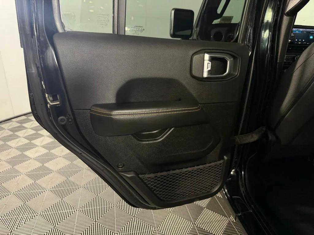 Used 2025 Black Jeep Sahara image 25