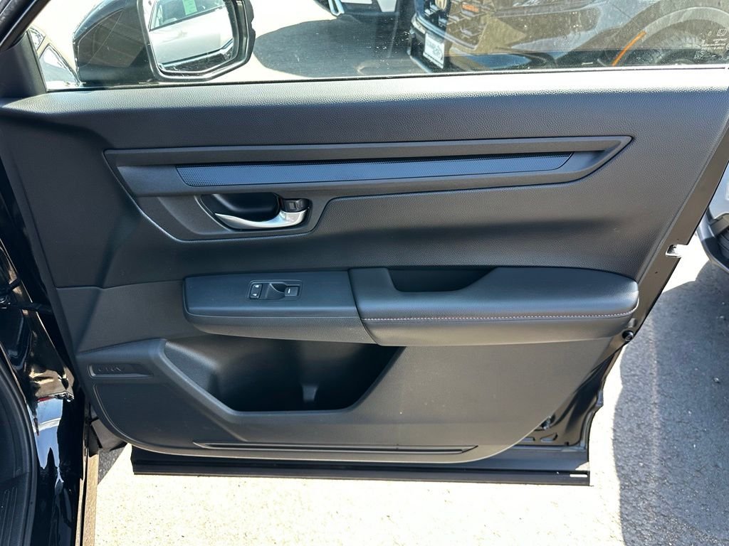 Used 2024  Honda Sport image 17