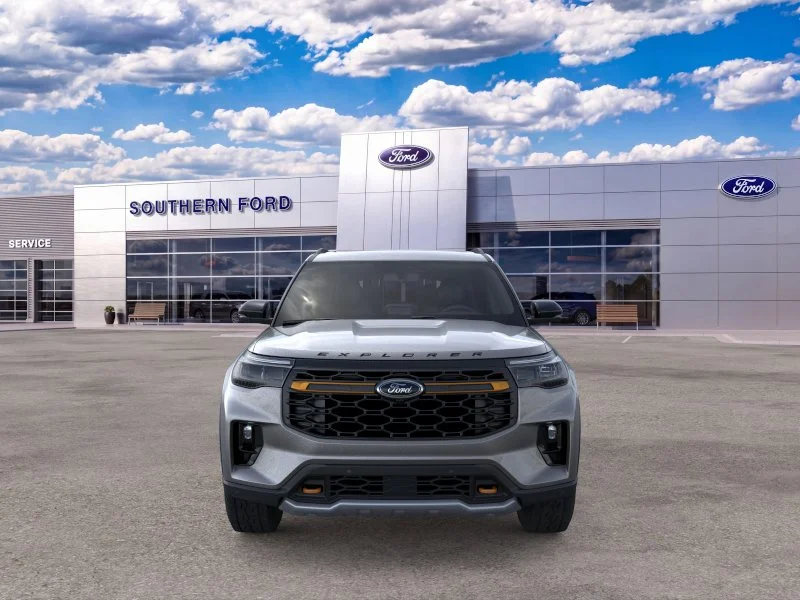 New 2026 Carbonized Gray Metallic Ford Tremor image 30