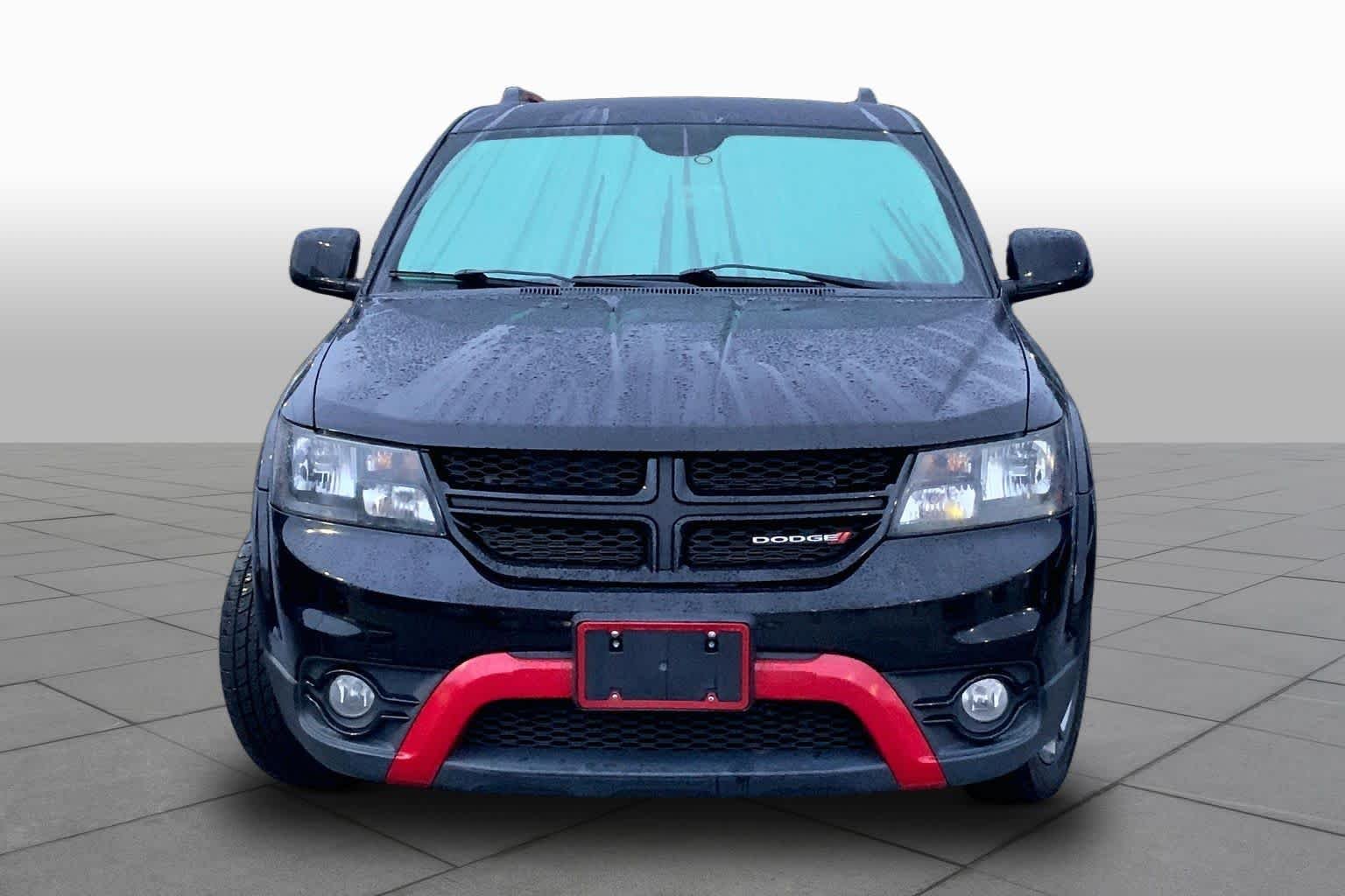 Used 2017 Pitch Black Clear Coat Dodge Crossroad Plus image 4