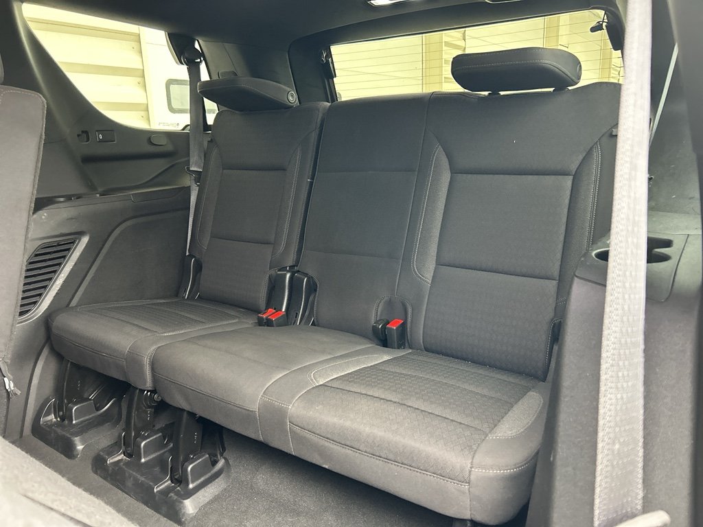 2024 GMC Yukon SLE - Photo 15