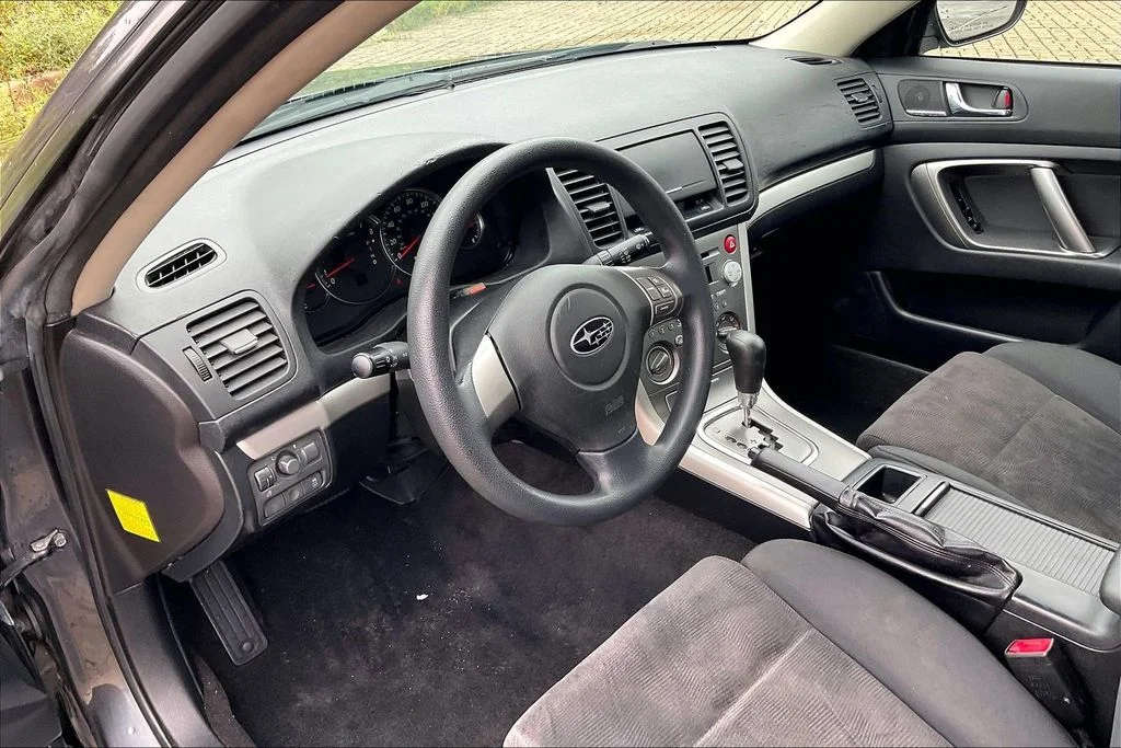 Used 2009 Gray Subaru 2.5i image 14