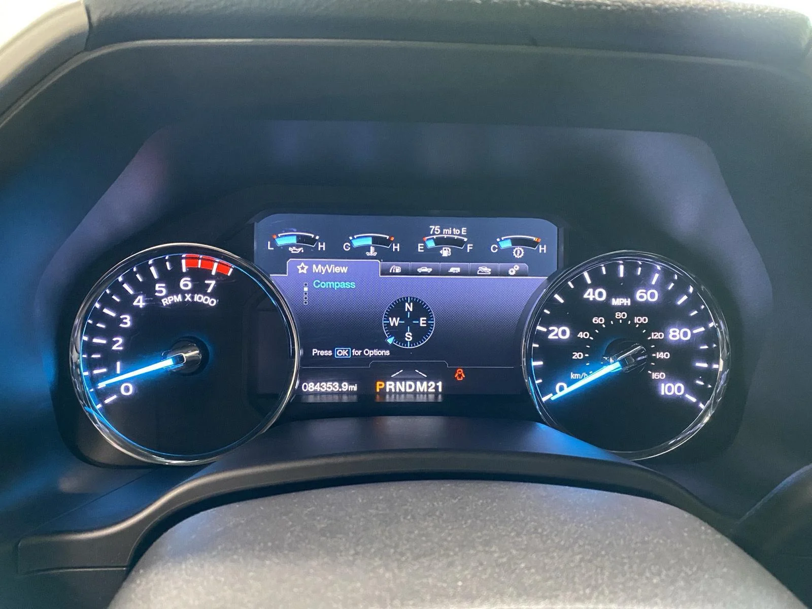 Used 2019 Magnetic Ford LARIAT image 32