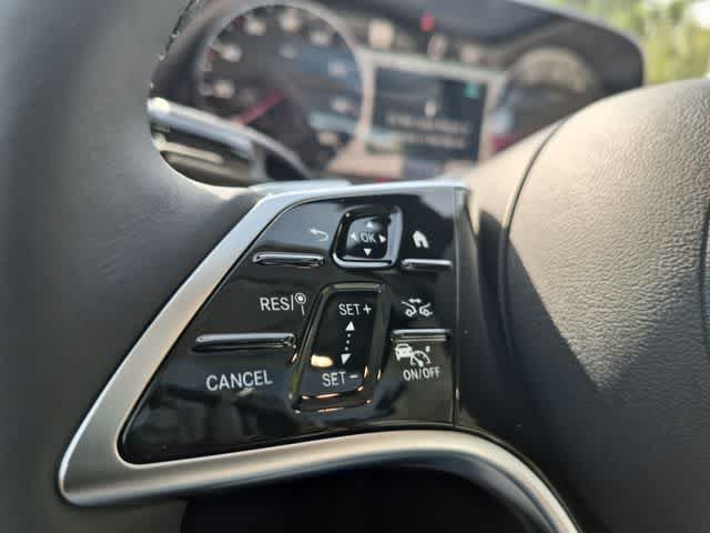 New 2027 Black Mercedes-Benz E 450 image 24