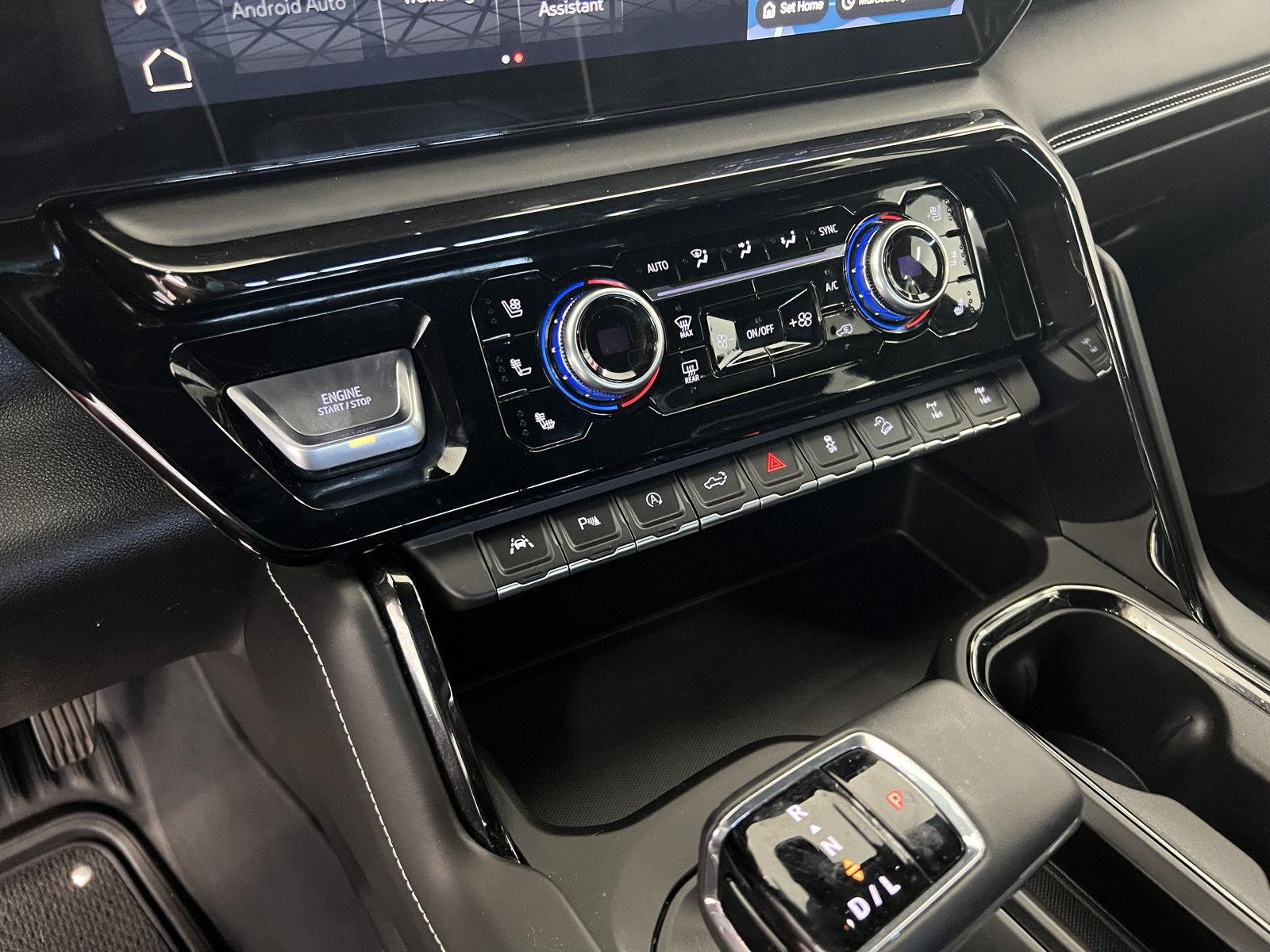 Used 2025 Onyx Black GMC AT4X image 18