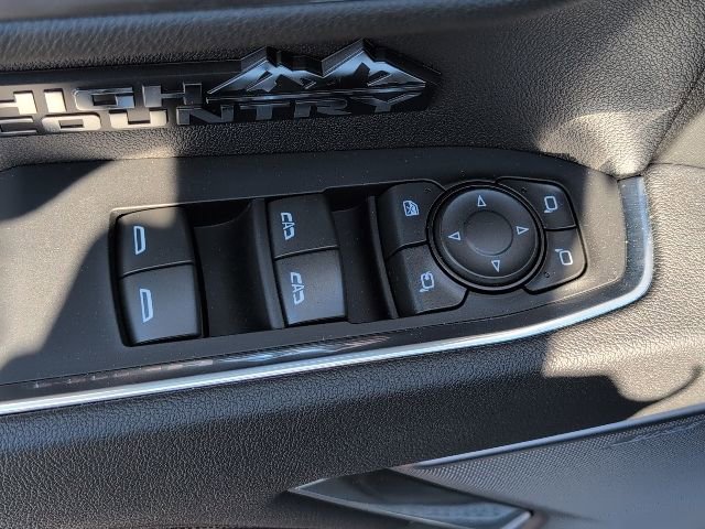2025 Chevrolet Silverado 1500 High Country - Photo 16
