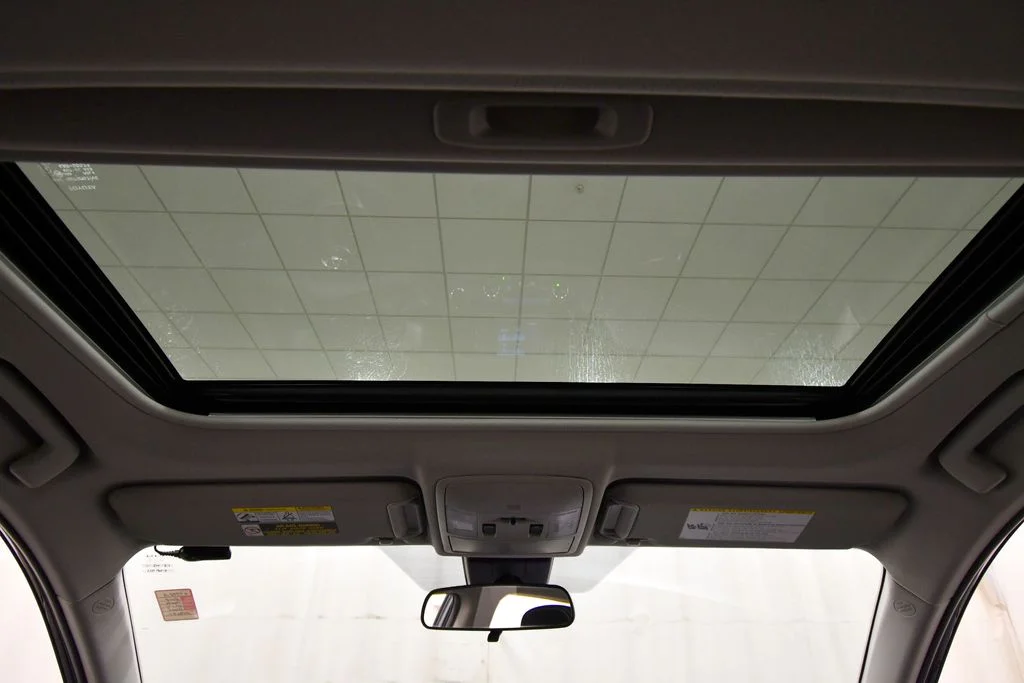 Used 2018 Blue Toyota XLE image 16