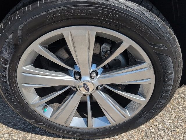 Used 2018 Shadow Black Ford Limited image 24