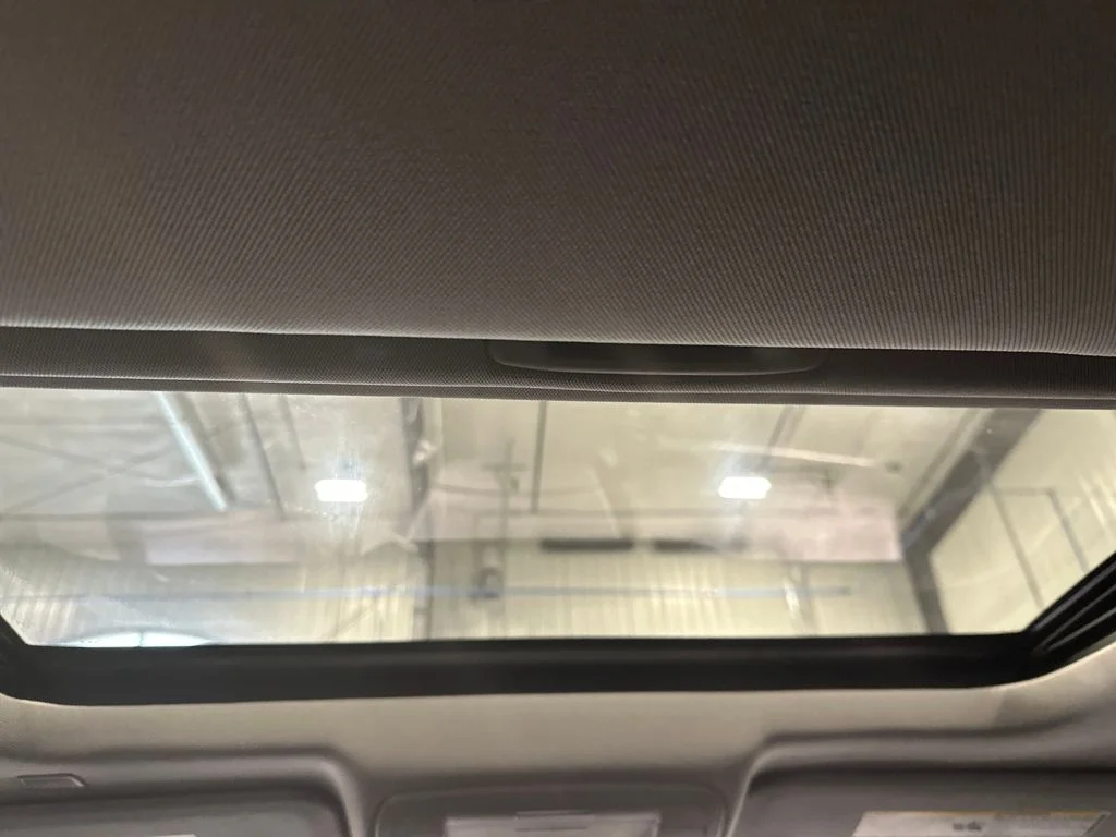 Used 2018 White Chevrolet LT image 26
