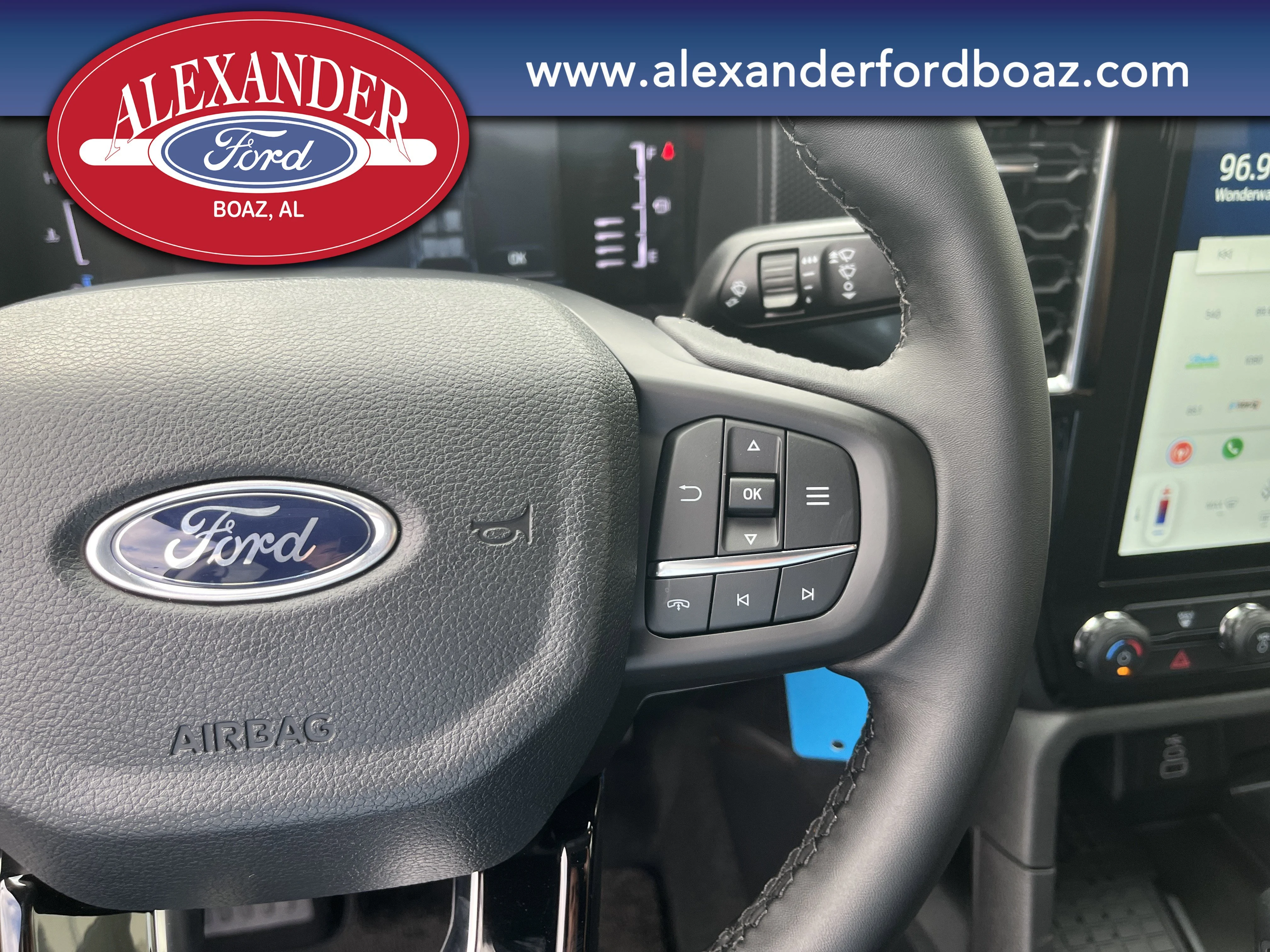 New 2025 Shadow Black Ford XLT image 23