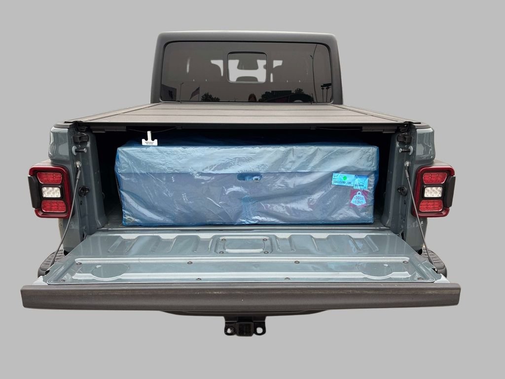 Used 2026 Gray Jeep Rubicon image 11