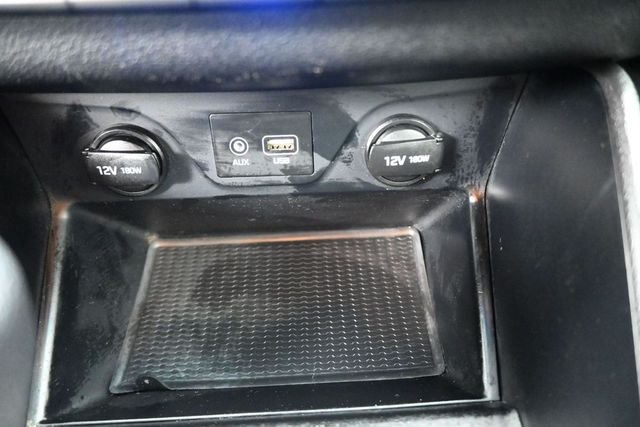 Used 2020 Blue Hyundai Value image 9