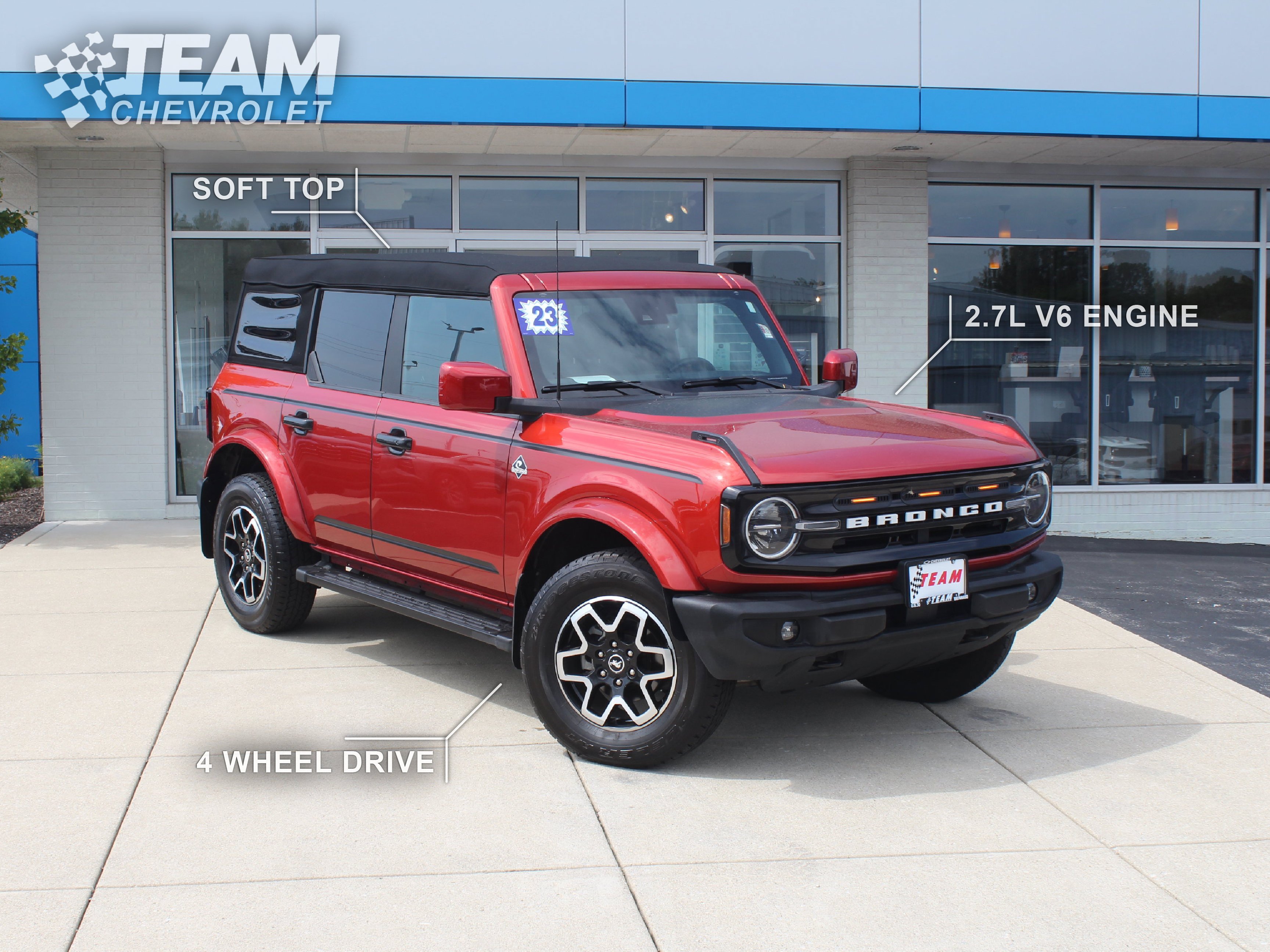 2023 Ford Bronco 4-Door Outer Banks - Photo 2