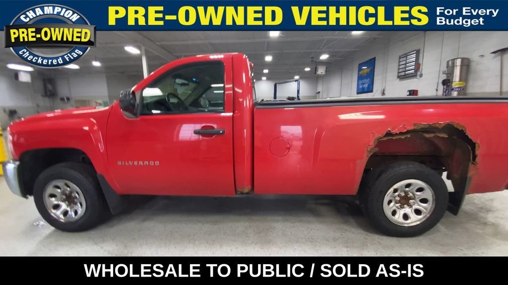 Used 2012 VICTORY RED Chevrolet Work Truck image 9