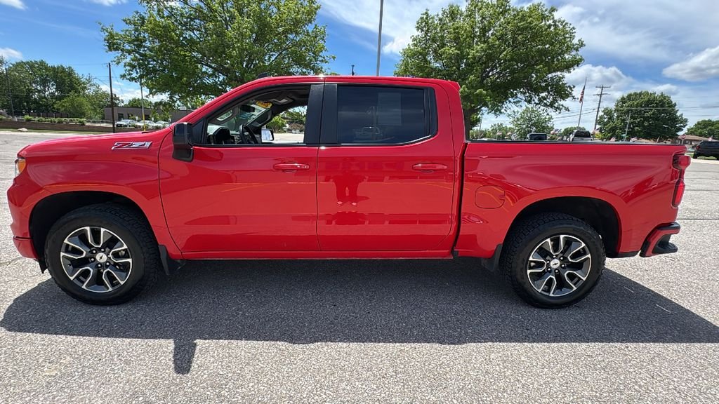 Used 2023 Red Chevrolet RST image 7