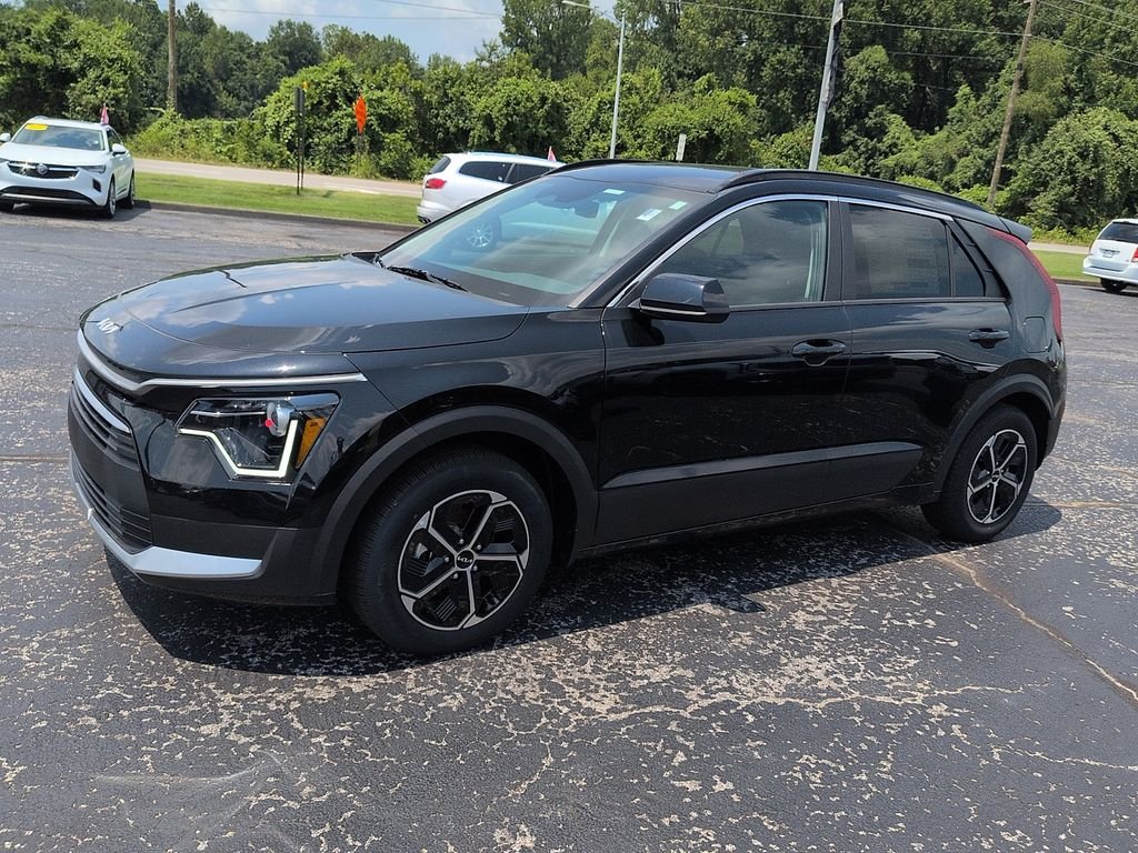 New 2026 Aurora Black Pearl Kia LX image 4
