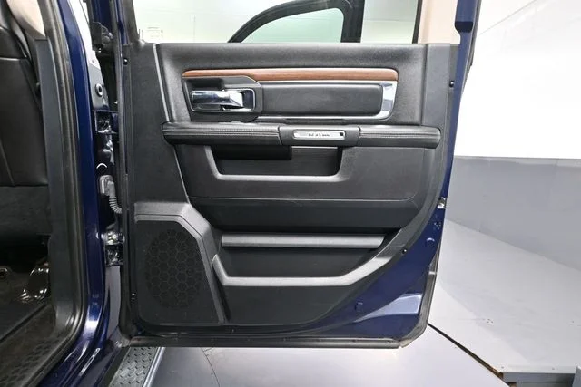 Used 2016 Blue Ram Laramie image 39