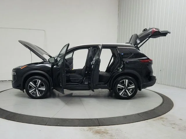 Used 2025 Black Nissan SL image 12