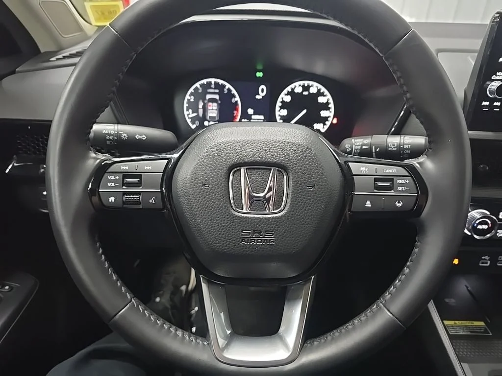 Used 2024 Gray Honda EX-L image 19