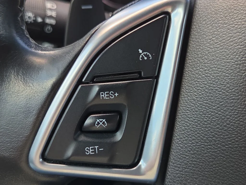 Used 2018 White Chevrolet 1LT image 28