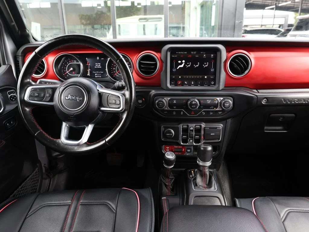 Used 2020 Silver Jeep Unlimited Rubicon image 20