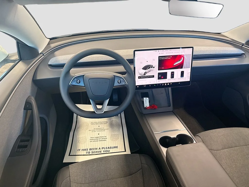 Used 2025  Tesla Standard image 19