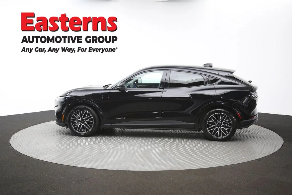 Used 2025 Black Ford Premium image 62