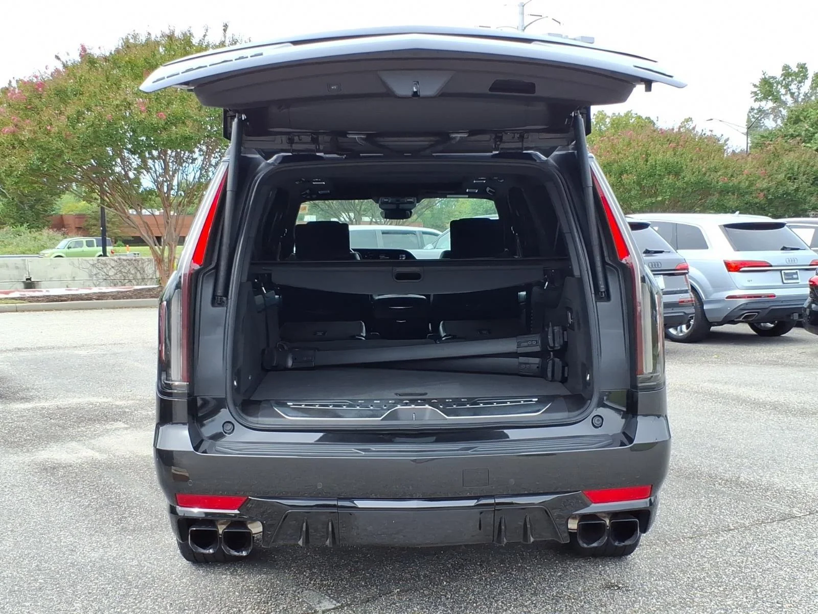 Used 2024 Black Diamond Tricoat Cadillac AWD V-Series image 33