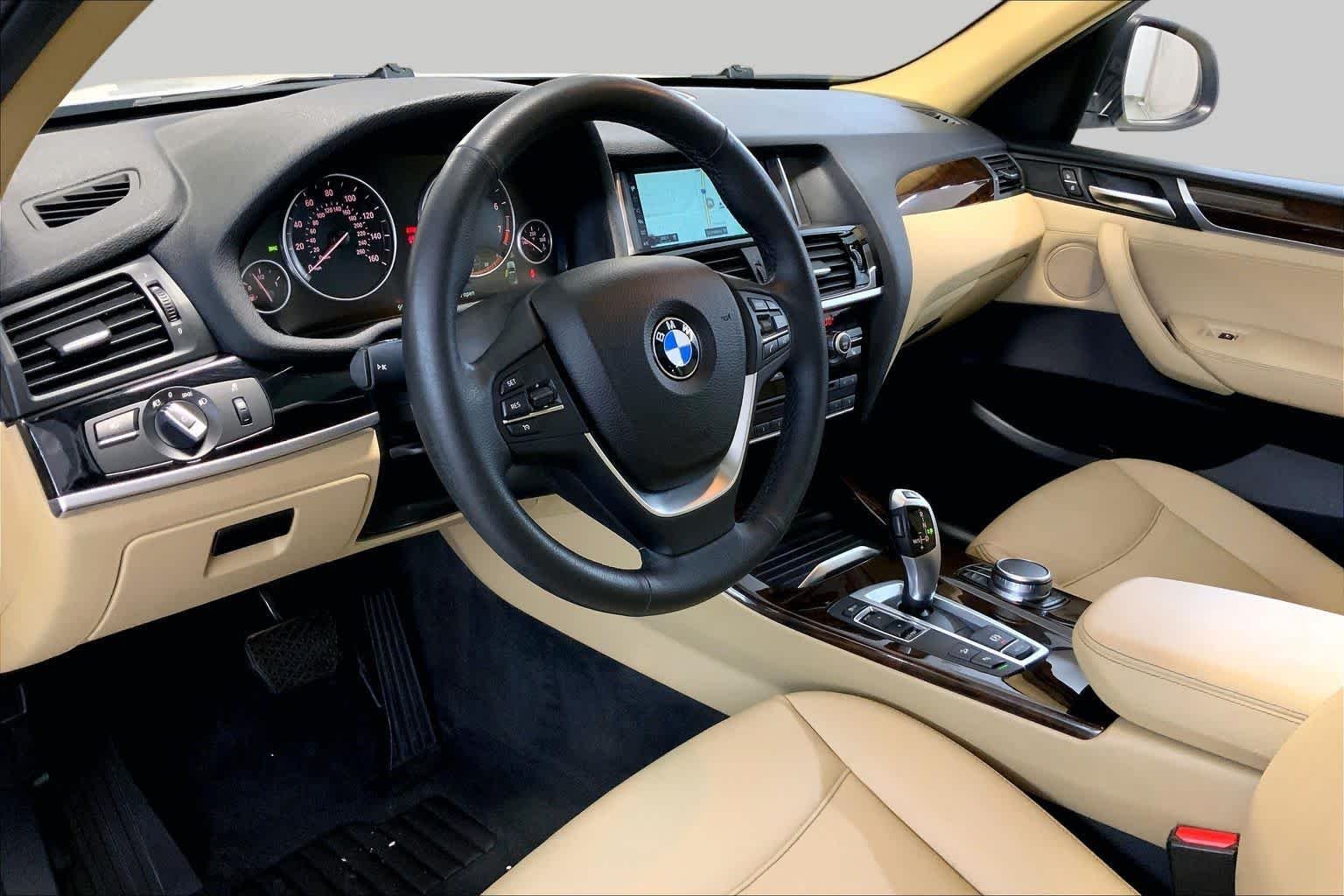Used 2017 Alpine White BMW xDrive28i image 17