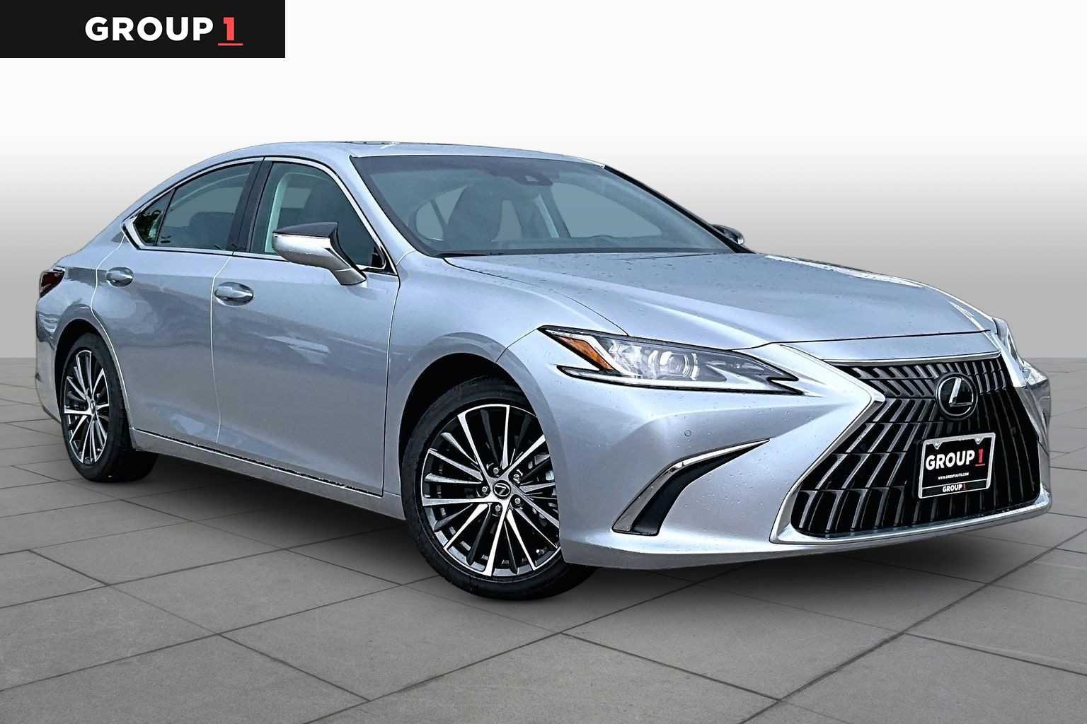 Used 2025 Iridium Lexus  image 3