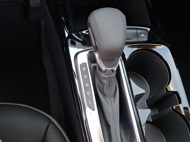 New 2026 Mosaic Black Metallic Chevrolet ACTIV image 7