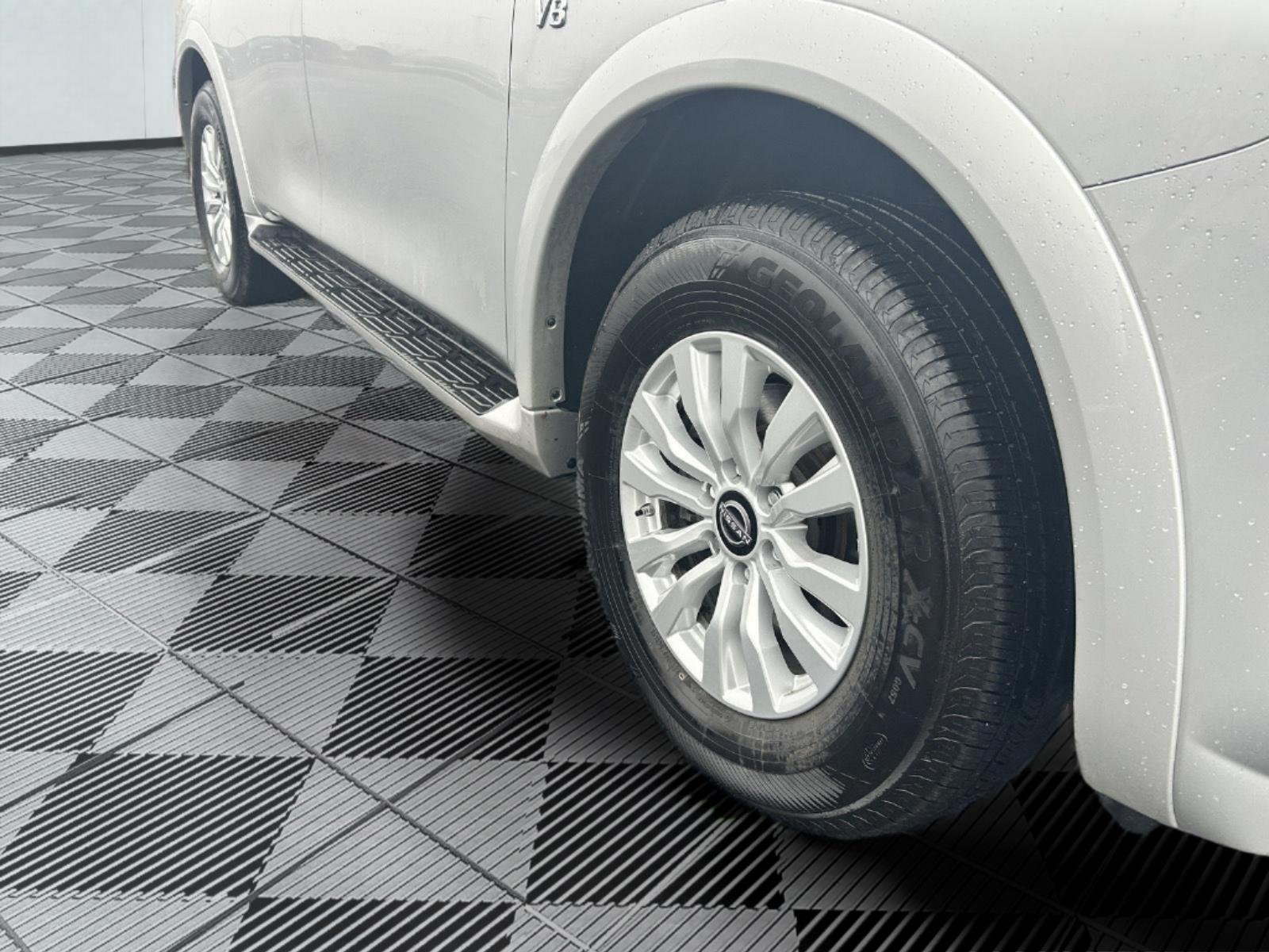 Used 2022 Nissan Armada SV with VIN JN8AY2AD3N9675889 for sale in Kansas City