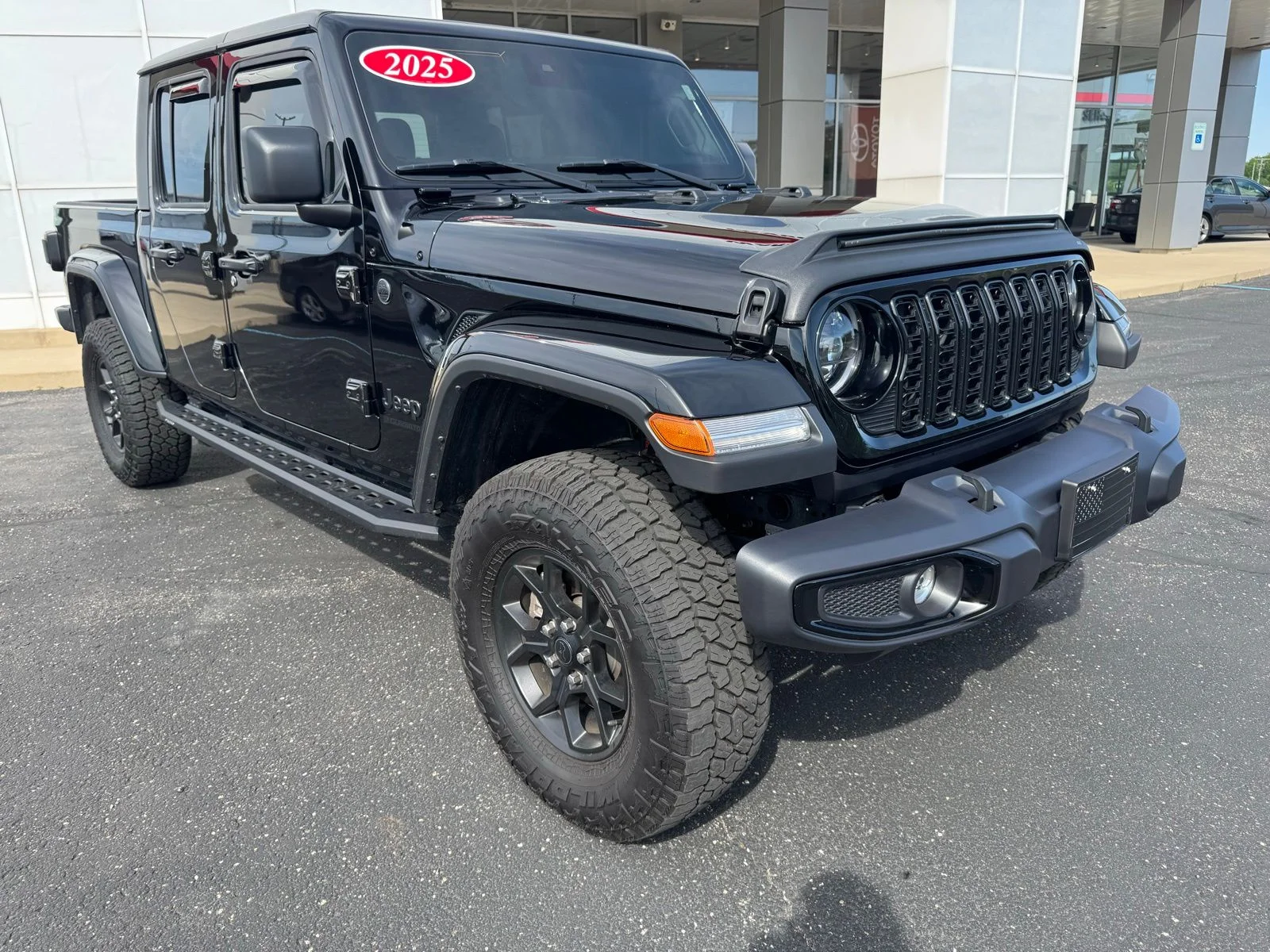 2025 Jeep Gladiator Willys Auto's photo
