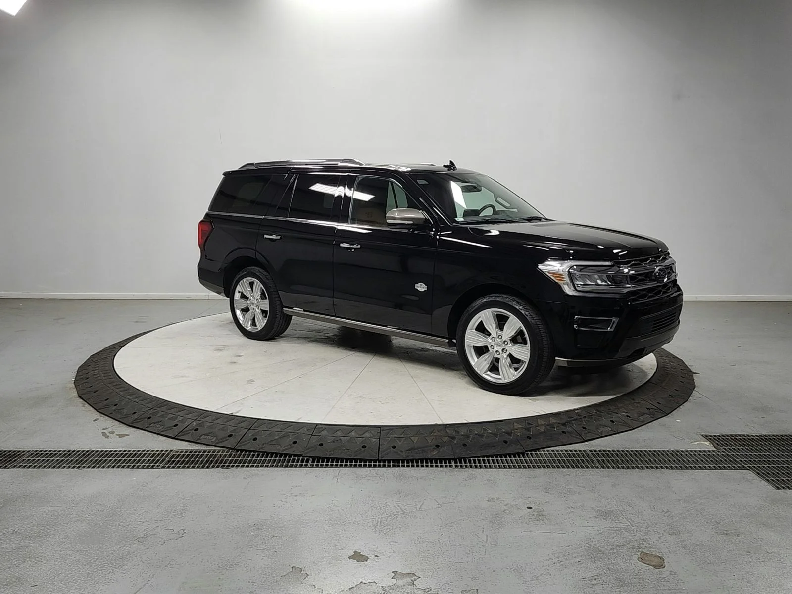 2023 Ford Expedition King Ranch 4X4's photo