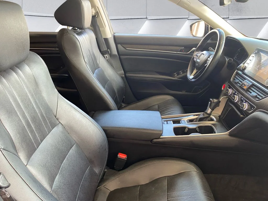 Used 2019 Black Honda EX-L image 13