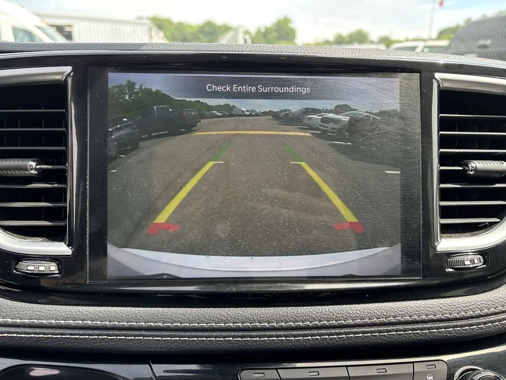 Used 2024 White Chrysler Limited image 25