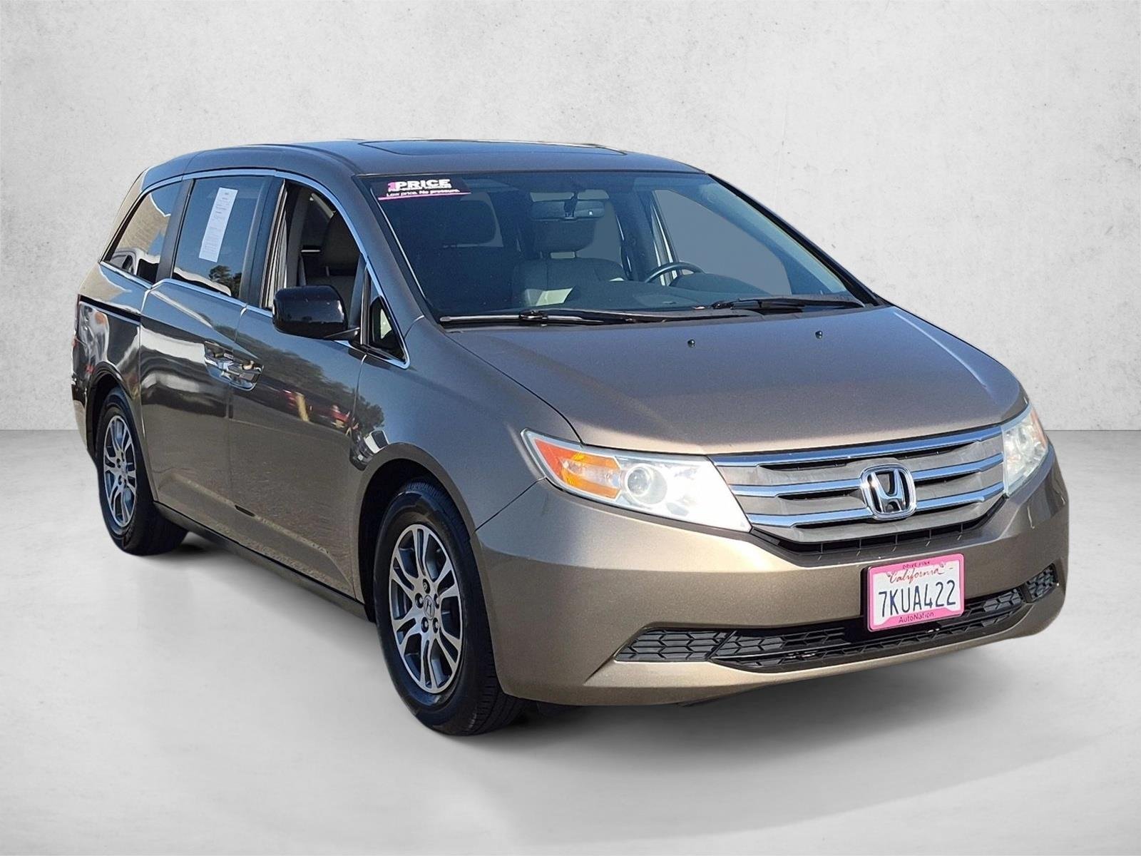 Used 2013 Gold Honda EX-L image 3