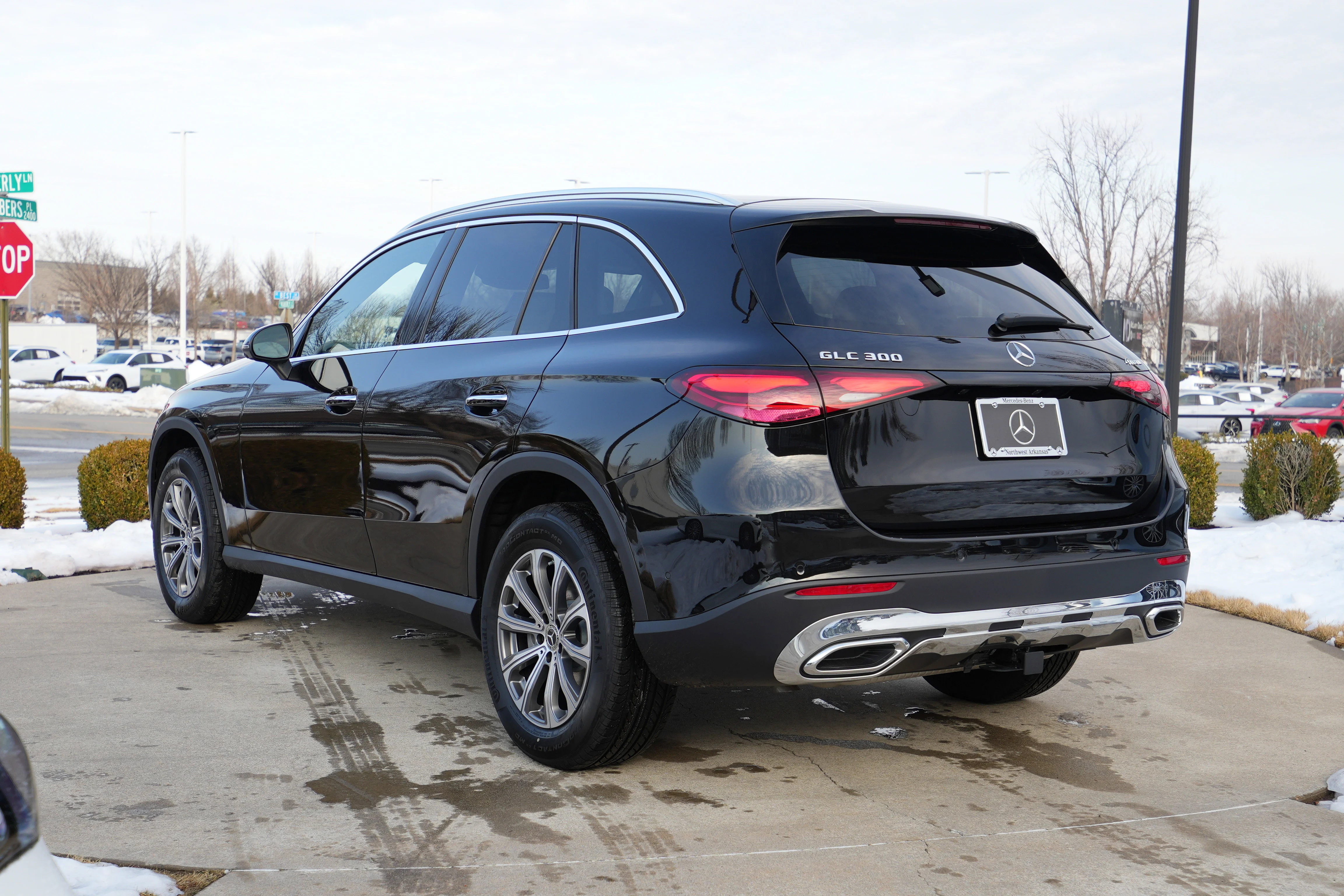 New 2026 OBSIDIAN BLACK Mercedes-Benz GLC 300 image 6