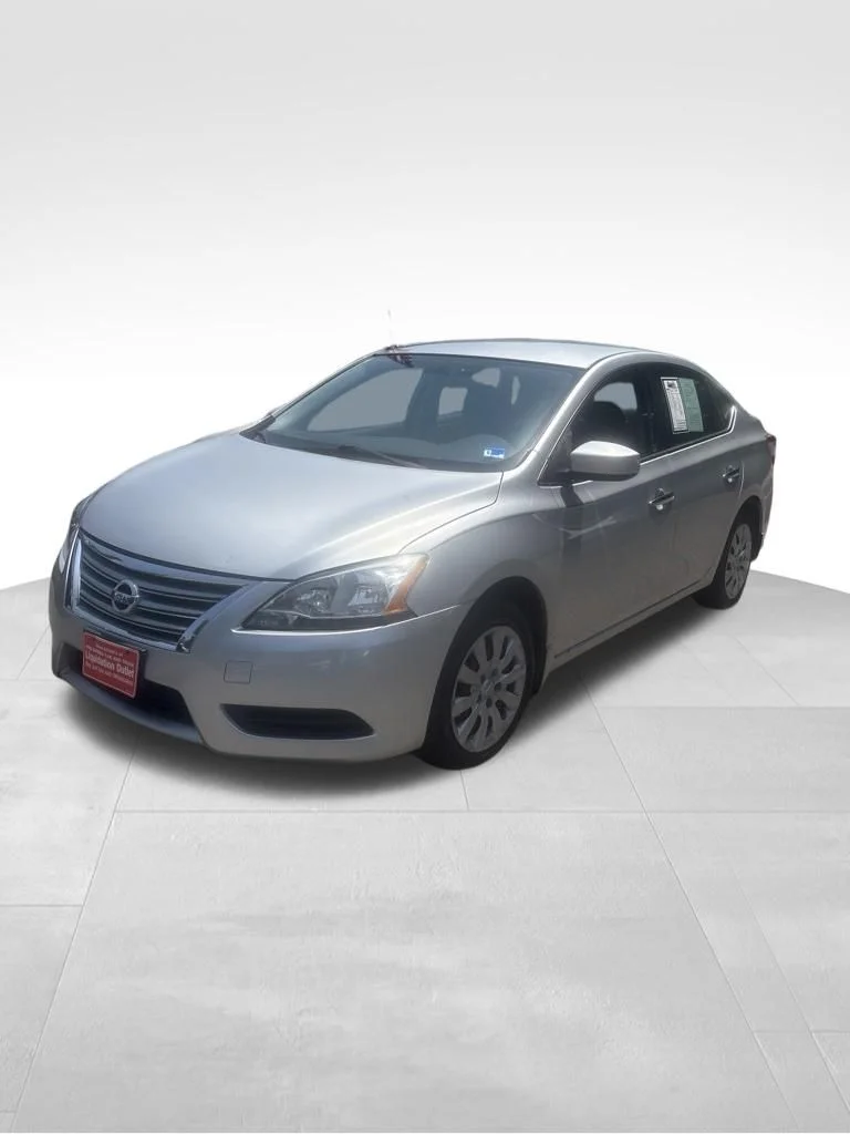Used 2015 Silver Nissan S image 14