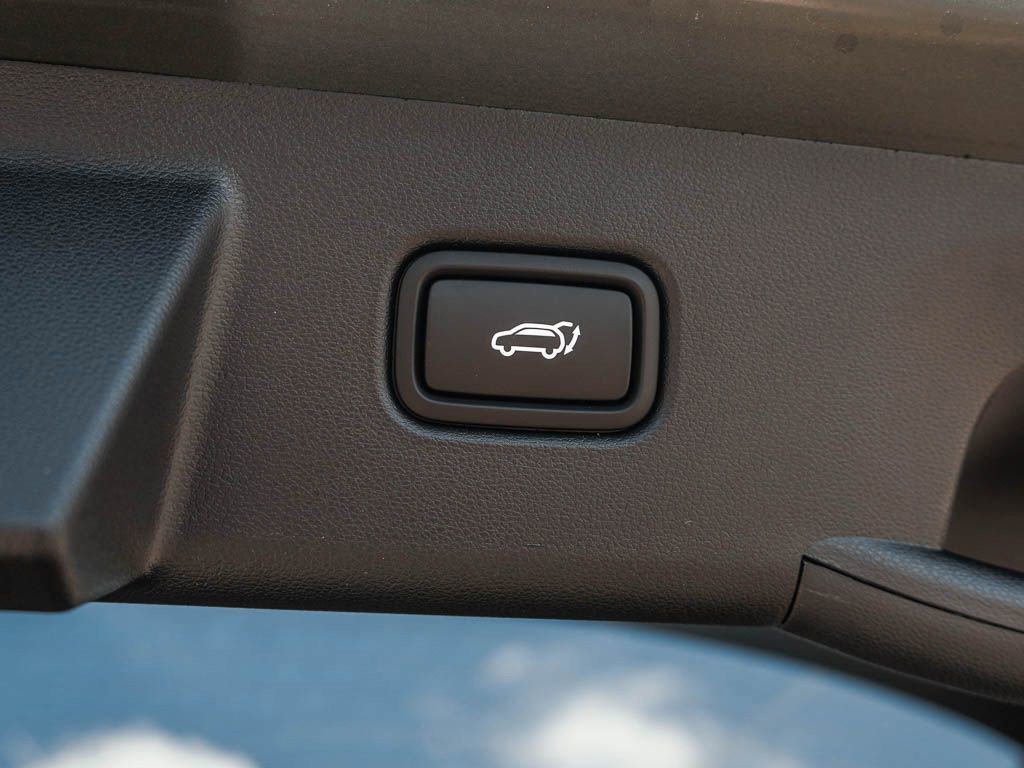 New 2026 Rockwood Green Hyundai Limited AWD image 9